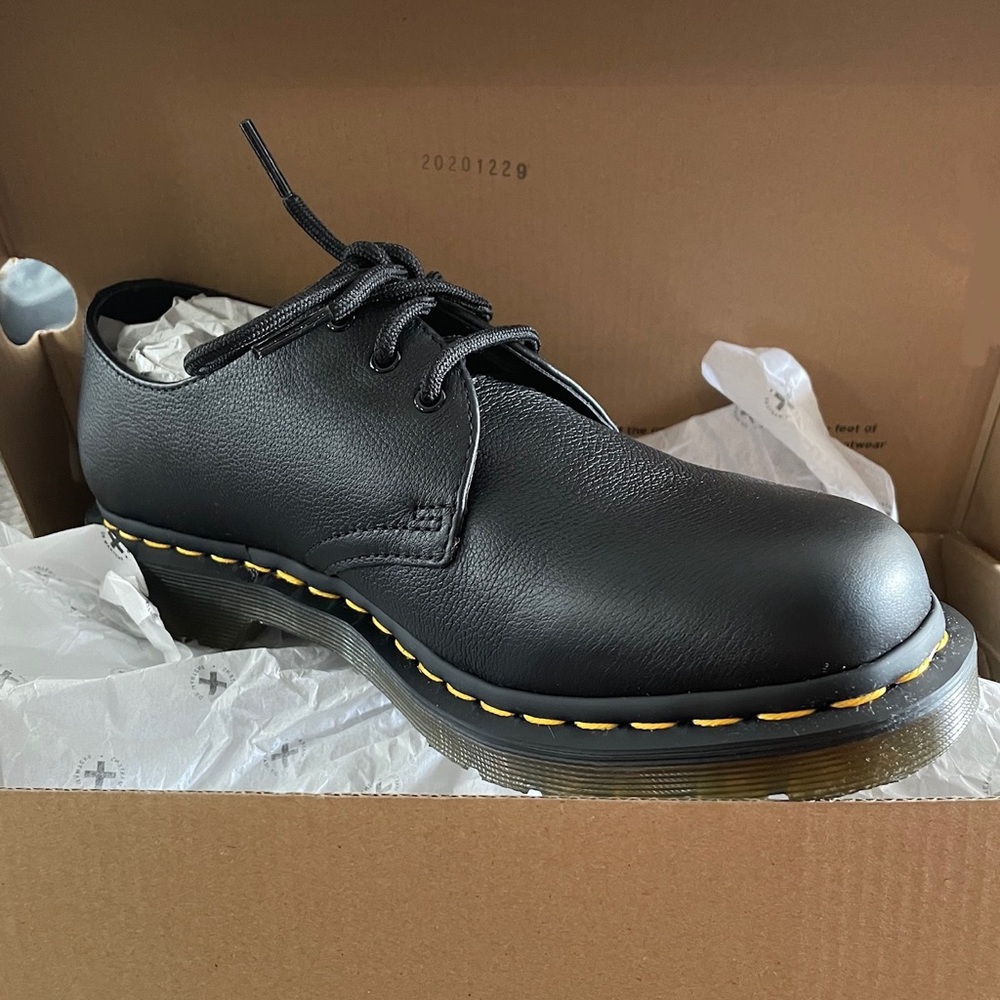 MAKE OFFER- Doc martens Oxford shoes